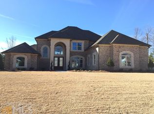 135 Crystal Lake Blvd, Hampton, GA 30228