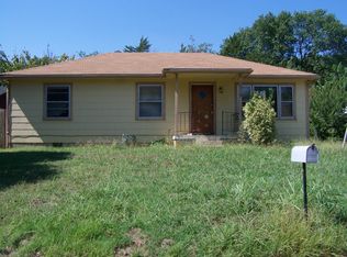 1519 S East Ave, Pauls Valley, OK 73075