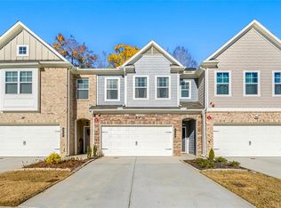 3739 Gardenwick Rd, Powder Springs, GA 30127