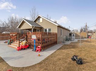 2418 Canyon Lake Dr, Rapid City, SD 57702