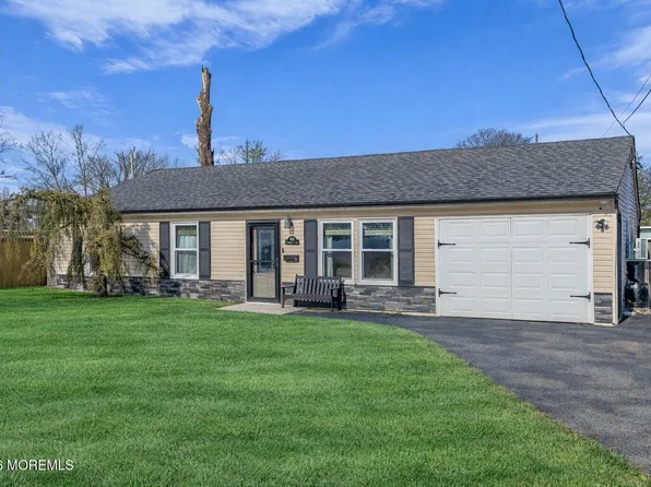 805 Cambridge Avenue, Union Beach, NJ 07735