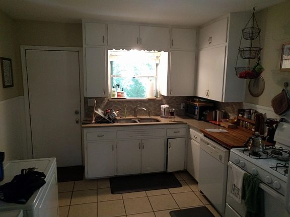 5th image of 1211 Larkwood Dr