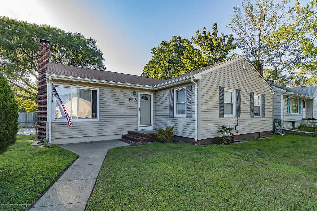 818 Red Bank Ave photo 1