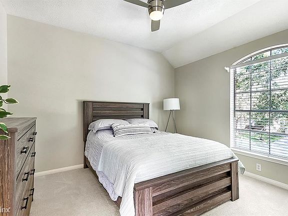 jamora bed2