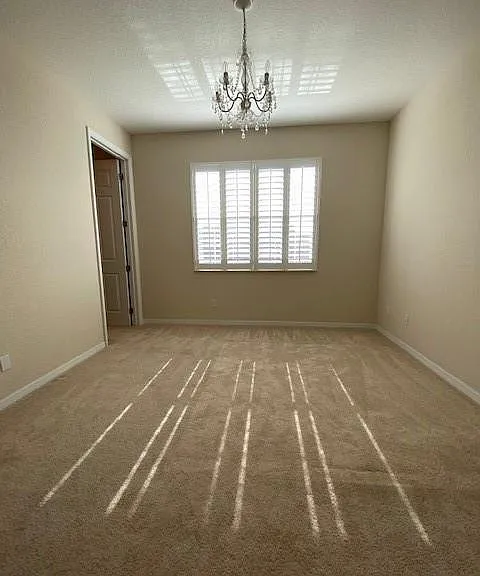 566 SW Glen Crest Way — Photo 8