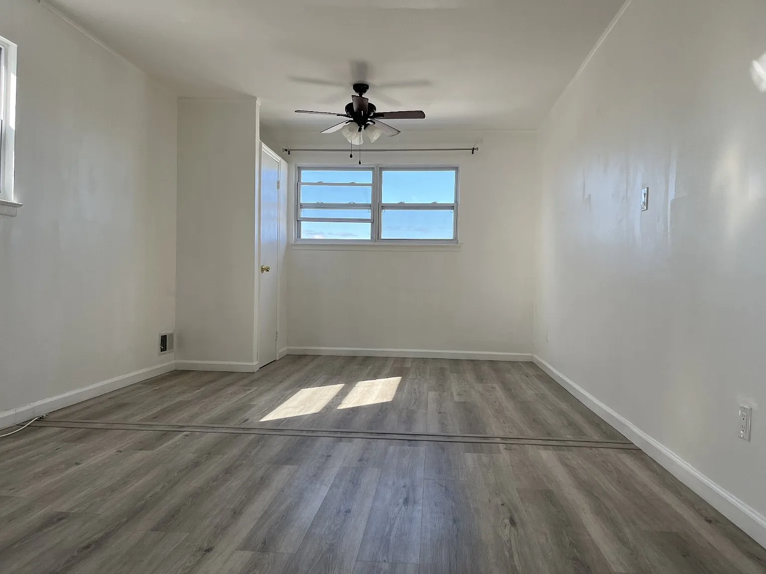 1 bed, 700 sqft, $1,800 — Photo 3