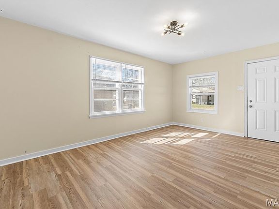 2nd image of 204 Wiegel Dr