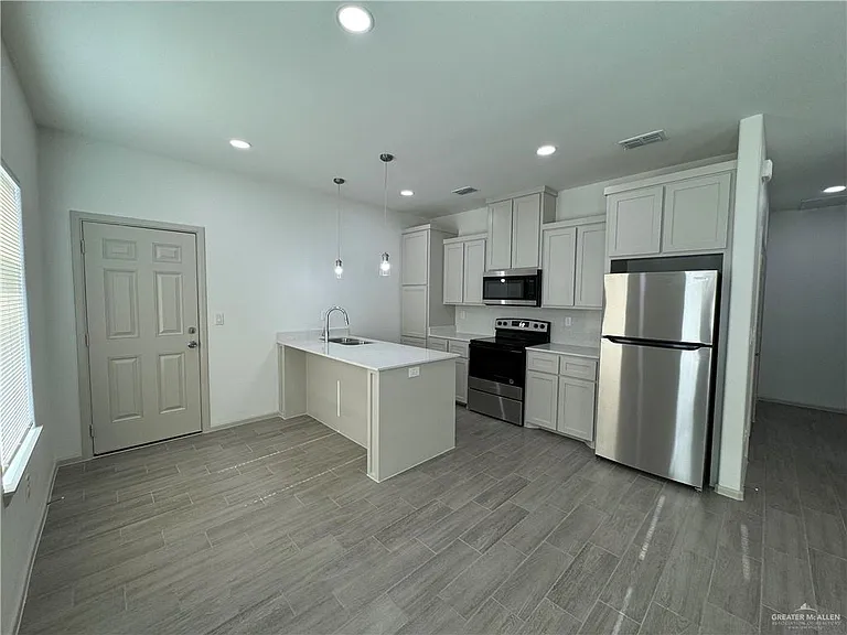 7802 N 58th St #3 — Photo 4