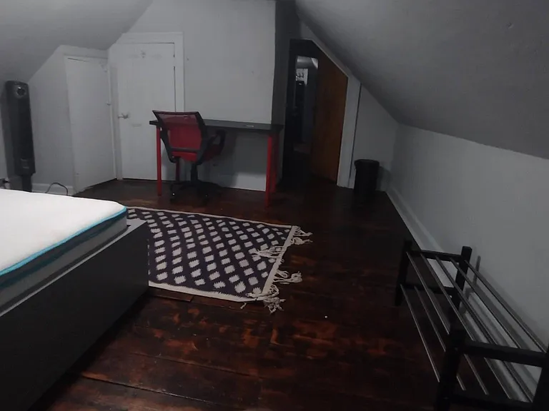 95-97 Randolph Ave #5 — Photo 11