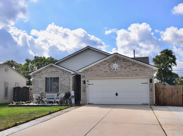 39531 Prentiss St, Harrison Township, MI 48045