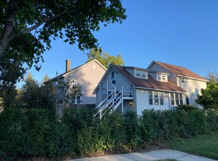 5425 Webster St #1, Downers Grove, IL 60515