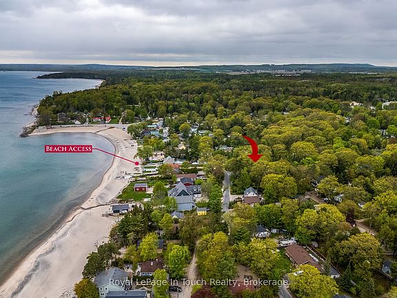3rd image of 35 Tiny Beaches Rd S