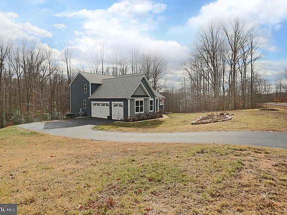 5th image of 81 Locksley Ln