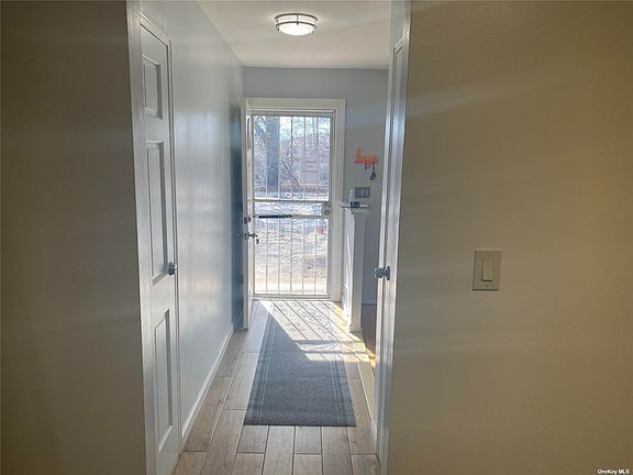 3rd image of 182-19 N Conduit Ave