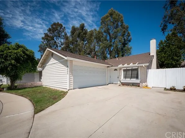 4332 N Fairbrook Ln, Moorpark, CA 93021