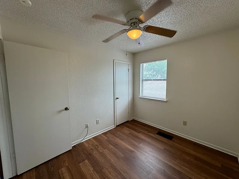2515 Bermuda Dr — Photo 31