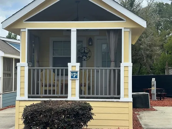 1843 Highway 98 W #7, Carrabelle, FL 32322