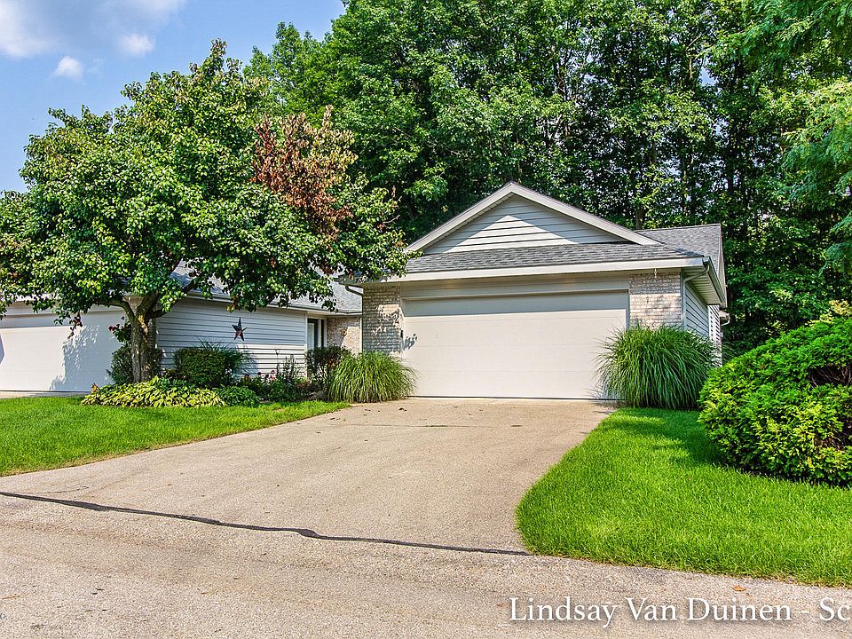 1st image of 7815 Oakmont Ct NE