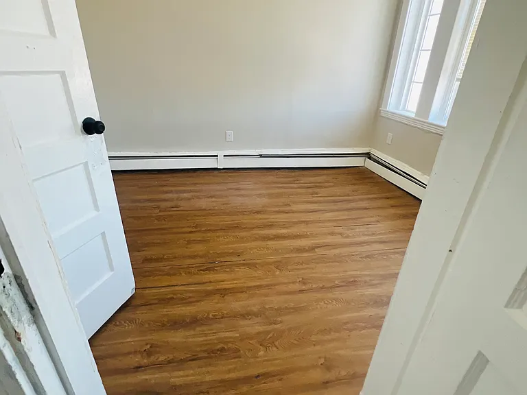 526 Western Ave #13 — Photo 8