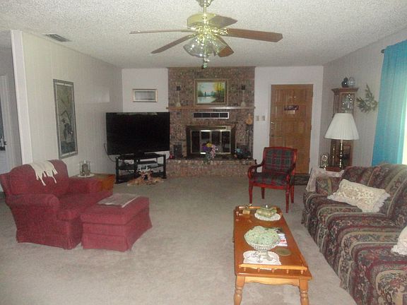 3rd image of 165 Ocean Dr