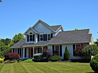 341 Lee Cir, Northfield, OH