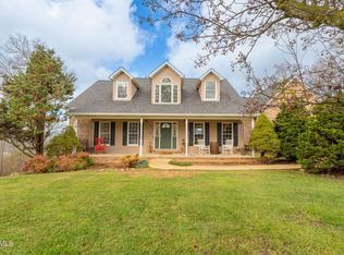 512 Wood View Ct, Kingsport, TN 37664