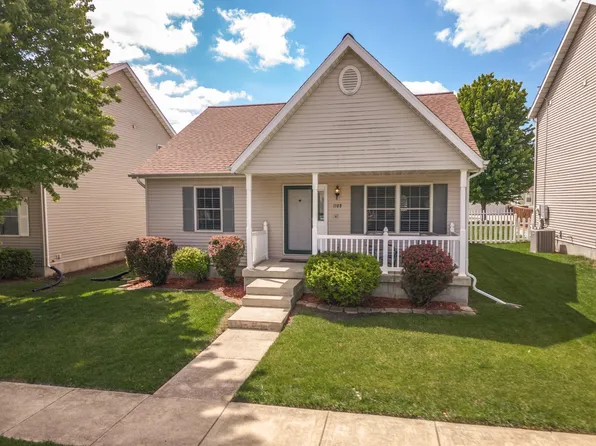 1109 Chippewa St, Normal, IL 61761
