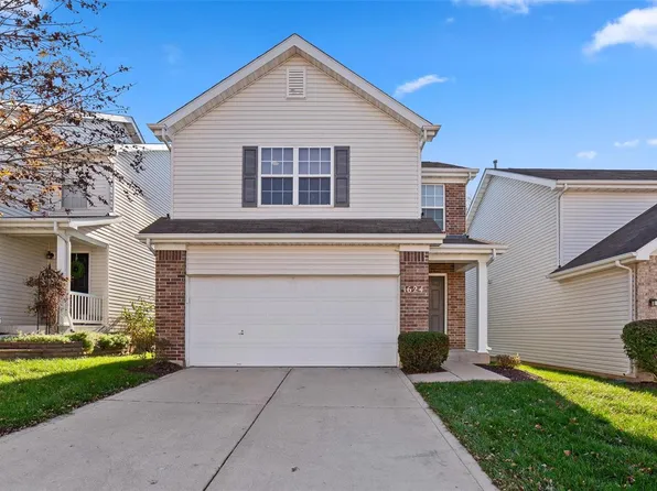 1624 Hurstborough Manor Dr, Hazelwood, MO 63042