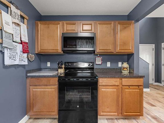 5th image of 158 Park Ave