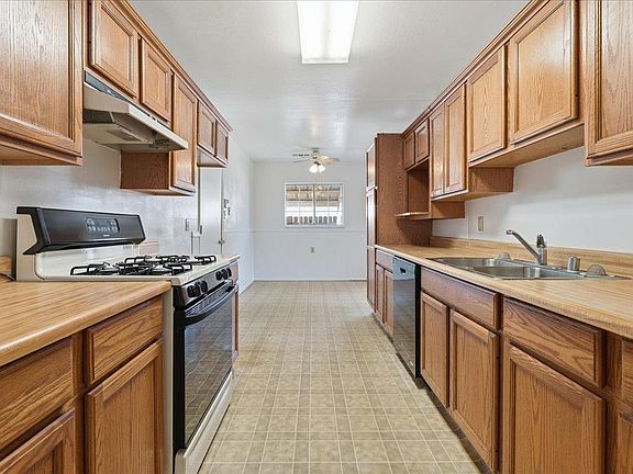 2nd image of 6472 Linn Way