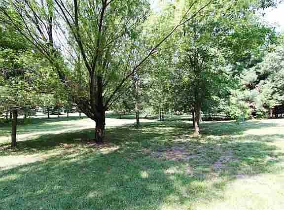 5th image of 1153 Lakeview Dr