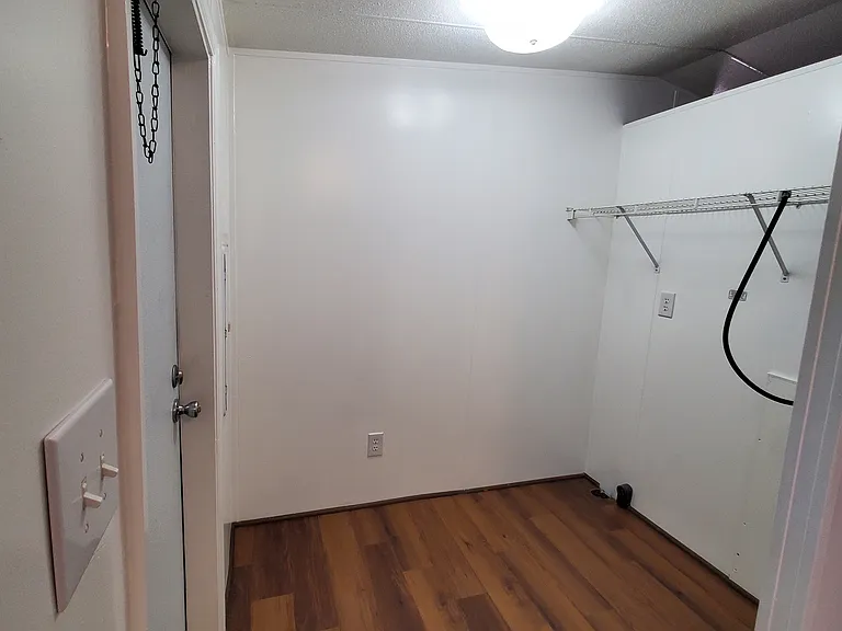 Washer / Dryer Hook-Up Area