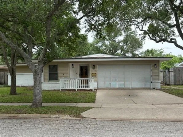 929 Dolphin Pl, Corpus Christi, TX 78411