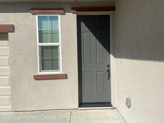 3rd image of 6764 Jujube Ln