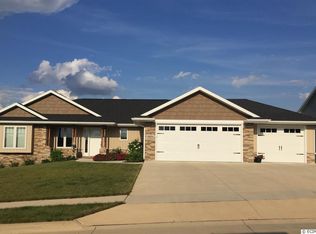 2254 Jo Ann Dr, Asbury, IA 52002