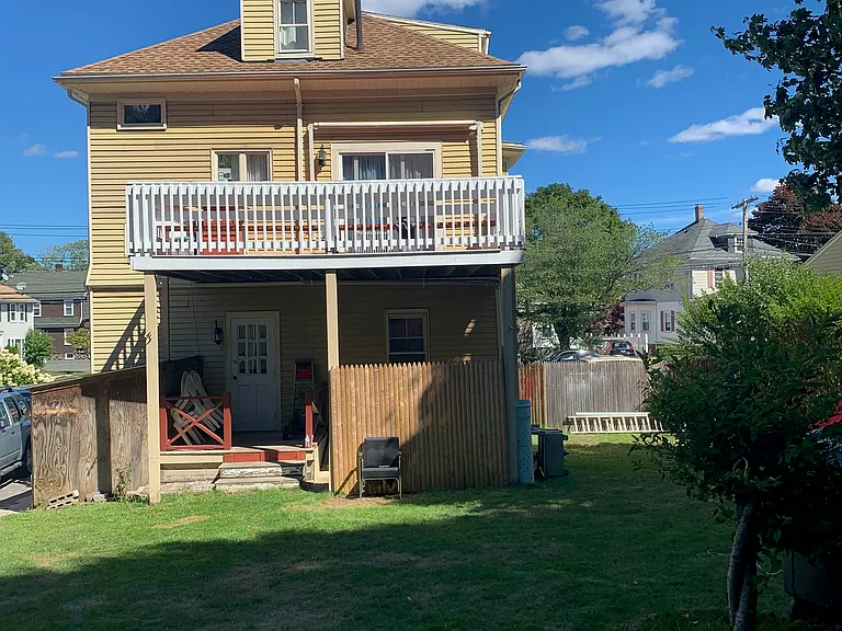 190 Loring Ave #2 — Photo 4