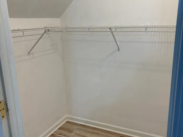2152 Kings Gate Ln — Photo 17
