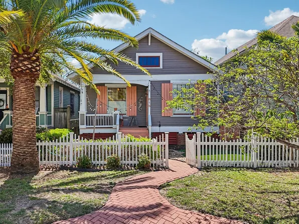 815 Winnie St, Galveston, TX 77550