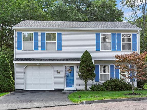 5th image of 127 Branca Ct #127