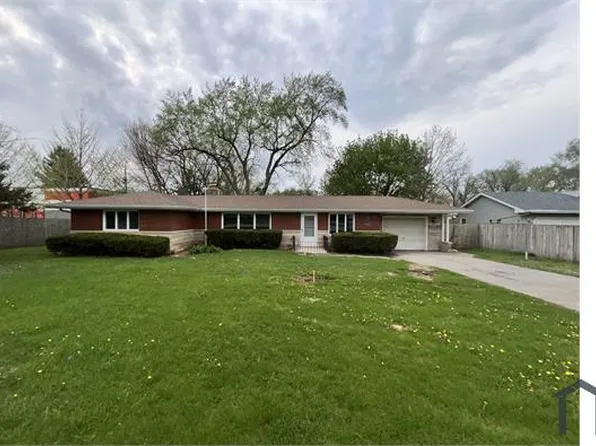 1108 E 9th St #1B, Lockport, IL 60441