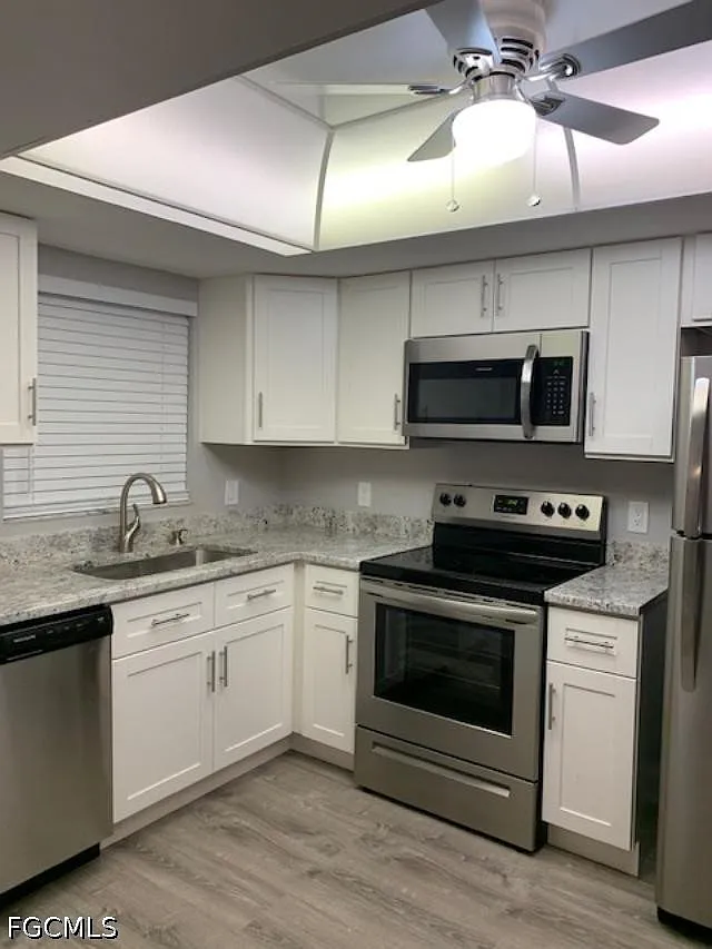 2 bed, 2.0 bath, 960 sqft, $1,950 — Photo 3