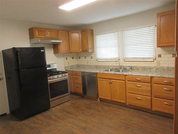 5th image of 5612 Broadway Ave