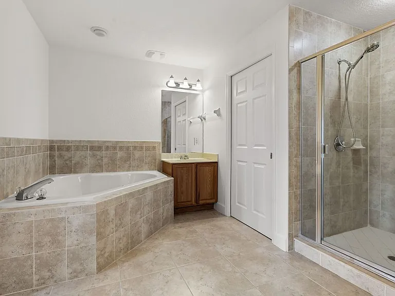 807 Mystic Dr #C-510 — Photo 22