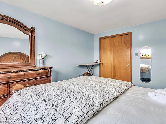 5th image of 545 15th St #1