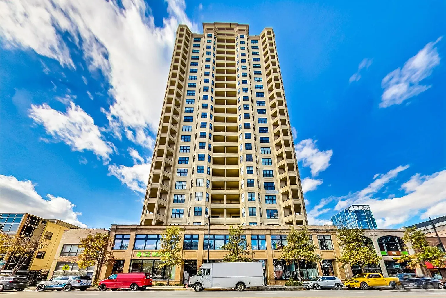 1464 S Michigan Ave APT 1601 photo 1