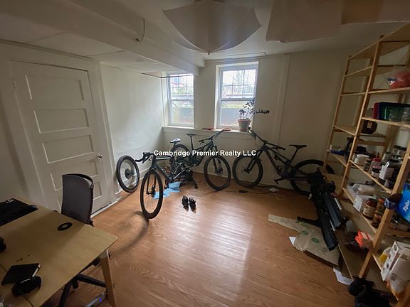 3rd image of 33 Concord Ave APT 5