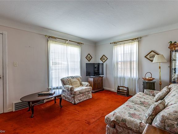 5th image of 9401 Morton Ave
