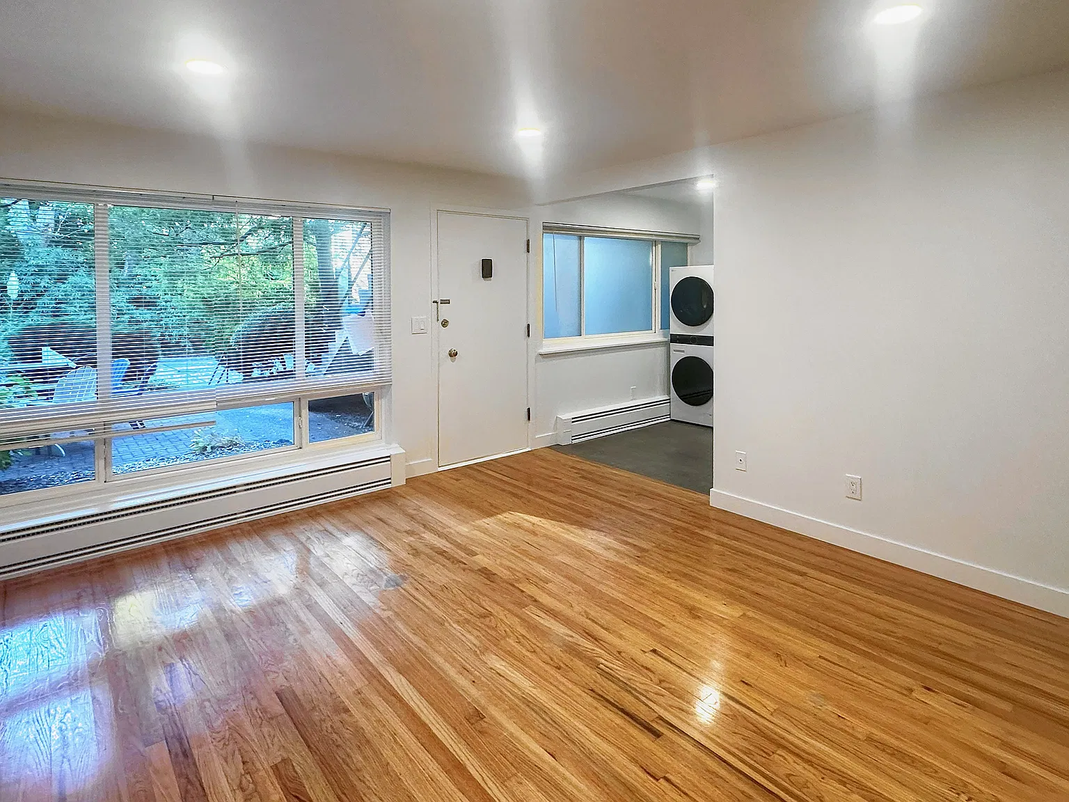 8500 32nd Ave NW — Photo 1