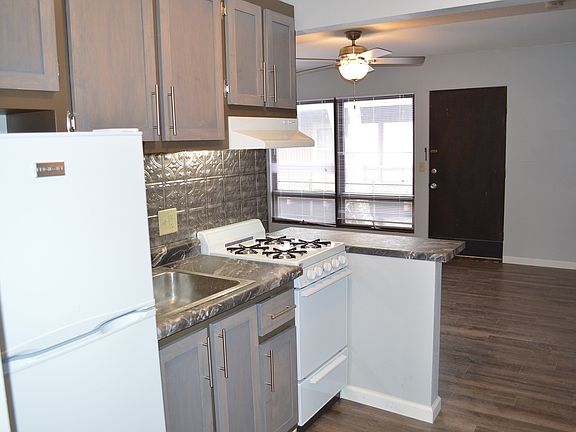 5th image of 104 S 8th St APT 8