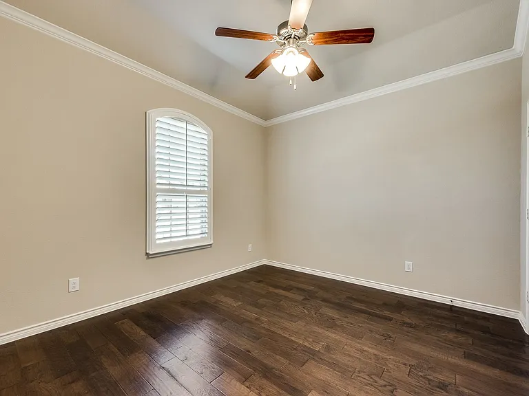 1321 Crescent Cove Dr — Photo 13